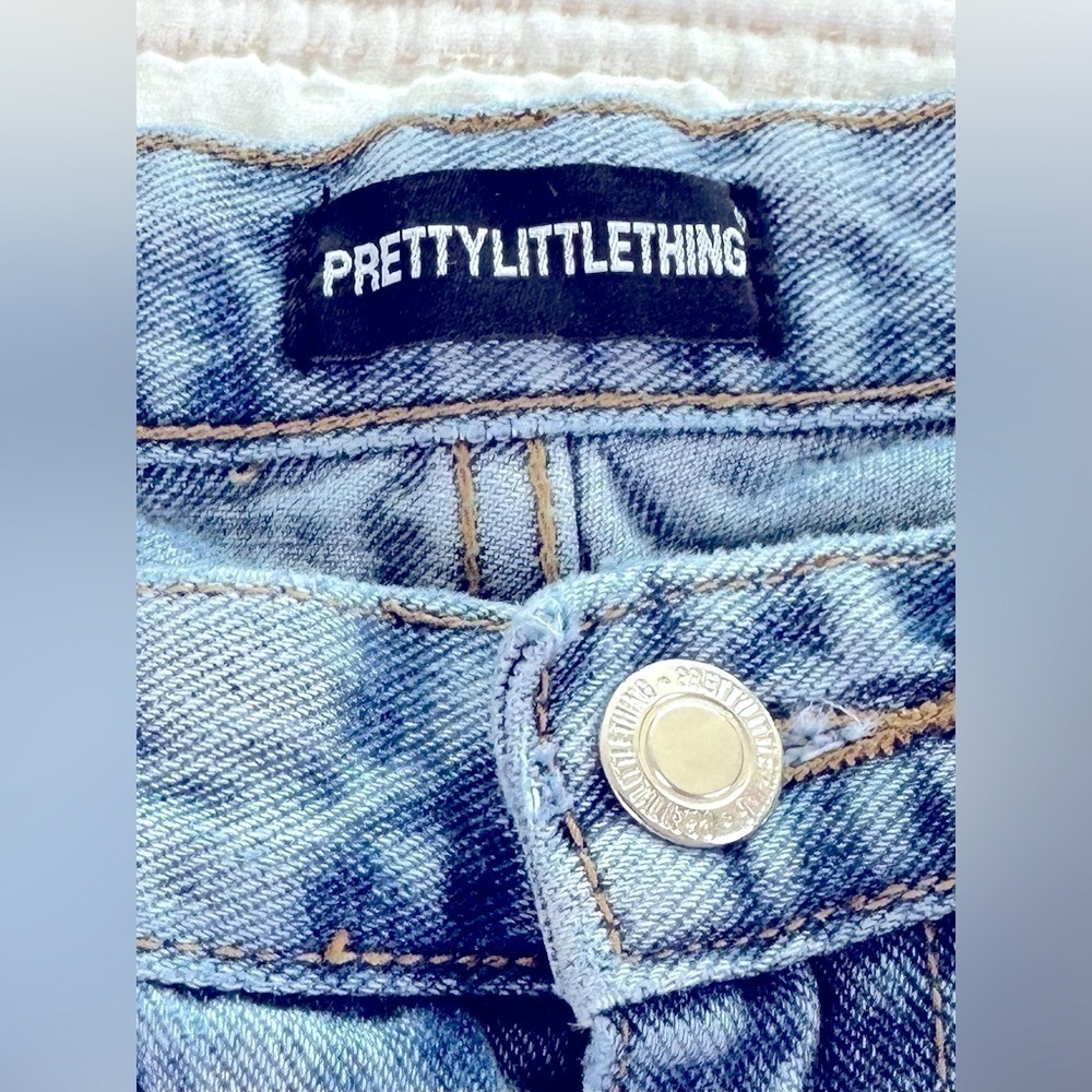 Pretty Little Thing Split Front Hem Jeans Size 8 - Picture 10 of 11
